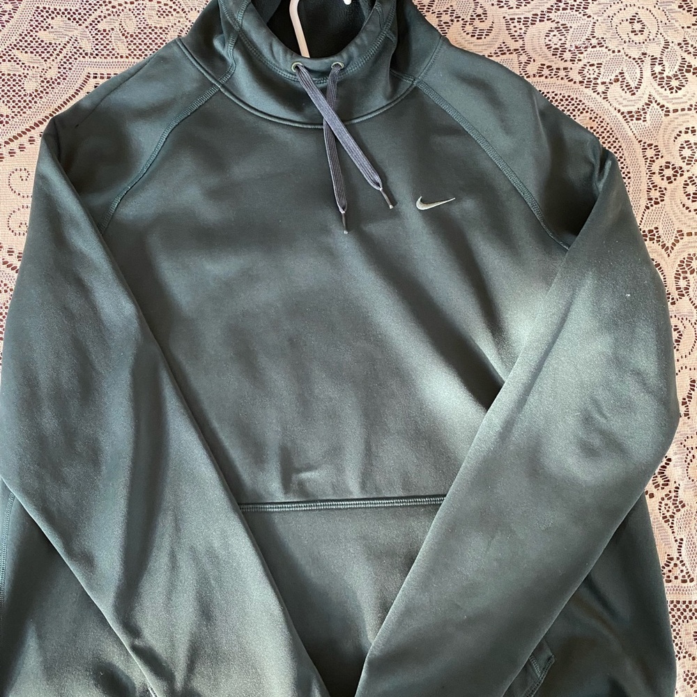Woman’s Nike Dry fit hoodie